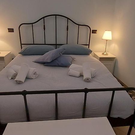 Casa Jo Bed and Breakfast Bari Eksteriør billede